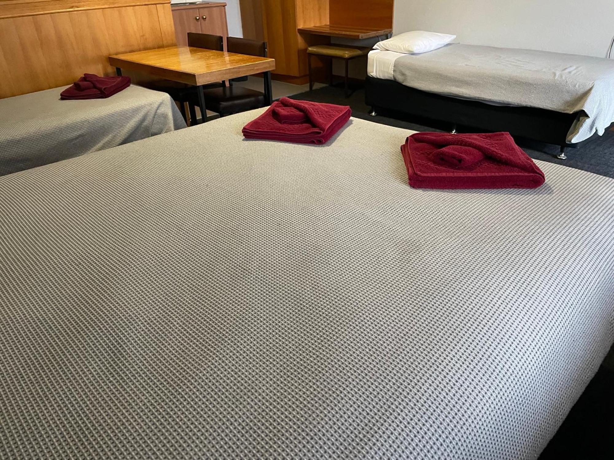 小县小屋汽车旅馆 西怀厄朗 外观 照片